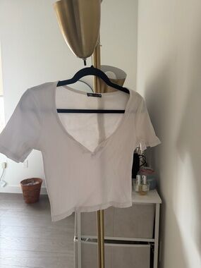 Zara White Ribbed Scoop Neck Crop Top